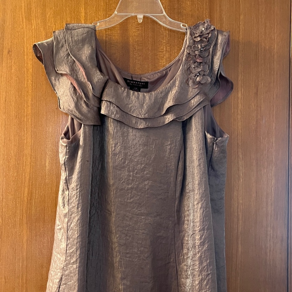 Pockets! Robbie Bee Brown Layered Neck with floral accent: Midi Dress